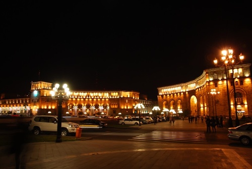 Yerevan City Center, Republic Square